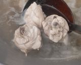 Foto langkah ke 3 dari resep Sup ayam sayur.
