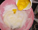 Foto del paso 3 de la receta: Bizcochuelo esponjoso