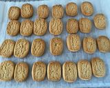A picture of step 5 of Almond Cookies.