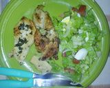 Foto del paso 3 de la receta: Pechuga de pollo al limón con ensalada