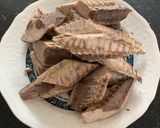 Foto langkah ke 2 dari resep Brengkes Ikan Tongkol.