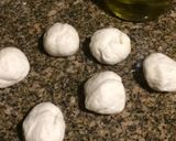 Foto del paso 2 de la receta: Cocina express: Pizzetas para picar