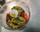 Une image de l'étape 4 de Sauce aux tomates, pesto, ail frais, soja et gingembre.