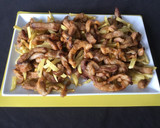 Foto del paso 12 de la receta: Secreto ibérico de papada con patatas y pimientos del padrón