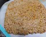 तिळगुळ वडी (tilgud wadi recipe in marathi) रेसिपी स्टेप 6 फोटो 