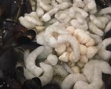A picture of step 3 of Seafood Linguine.