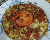 Foto del paso 5 de la receta: Omelette de tomate, cebolla y queso