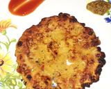 A picture of step 4 of Besan chilla.