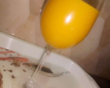 A picture of step 3 of Mango juice.