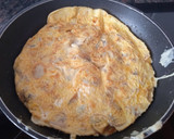 Foto del paso 5 de la receta: Tortilla de champiñones y cebolla