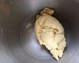 Une image de l'étape 3 de Pâte brisée sucrée aux deux laits.