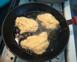 Foto del paso 6 de la receta: Tortitas de pollo en salsa de tomates