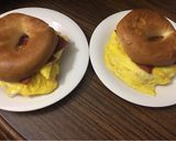 A picture of step 7 of Bacon egg and cheese bagel (or vegetarian).