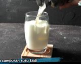 Foto langkah ke 4 dari resep Es Susu Regal Madu.