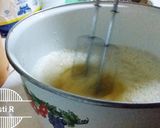 Foto langkah ke 2 dari resep Bolu Kukus Sprite 😉.