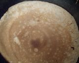 A picture of step 4 of Strawberry crepes.