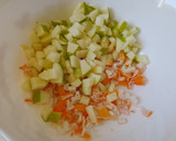 Foto del paso 2 de la receta: Ensaladilla de pescado y manzana -con falsa mahonesa-