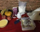A picture of step 1 of Furit pizza.