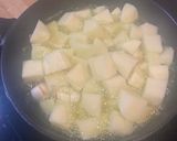 A picture of step 2 of Patatas Bravas.