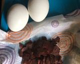 Foto del paso 2 de la receta: Ensalada de espinacas con huevo, tocino y queso