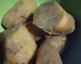 Foto langkah ke 1 dari resep Sweet Potato Balls with Mozza Cheese.