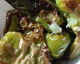 A picture of step 6 of Fry green chillies.