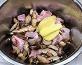 A picture of step 2 of Warm Autumn Chestnut Soup.