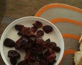 Foto del paso 2 de la receta: Ensalada de pollo con arándanos secos y nuez