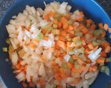 A picture of step 1 of White bolognese.