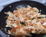 Foto del paso 2 de la receta: Arepitas rellenas y chips de papa