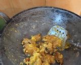 Foto langkah ke 4 dari resep Gurami Krispi Saus Telor Asin (Salted Egg).