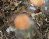 Foto del paso 3 de la receta: Cardillos o tagarninas esparragadas con huevos