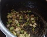 A picture of step 2 of Hare Chane ke Kebab.