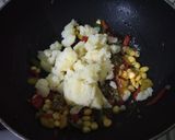 A picture of step 2 of Rice bonda.