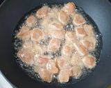 A picture of step 5 of Chicken sweet and sour sauce.