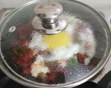 A picture of step 3 of Shakshuka.