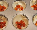 Foto del paso 4 de la receta: Miniquiches de tortilla de patatas y chorizo