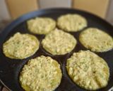A picture of step 3 of Dudhi bhopala uttapam.