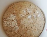 Fűszeres pizzatészta teljes kiőrlésű lisztből recept fázis 4 fotója