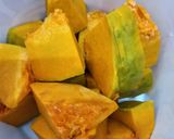 Foto langkah ke 1 dari resep Kolak Labu Kuning.