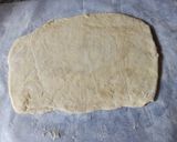 Foto del paso 1 de la receta: Fosforitos: hojaldre relleno de jamón y queso