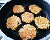 Foto del paso 5 de la receta: Torticas de Repollo, con toque Oriental