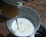 A picture of step 4 of Vanilla custard Icecream.