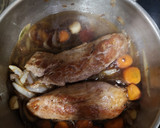 Foto del paso 2 de la receta: Solomillo de cerdo al vino tinto Costers del Segre