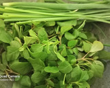 வெங்காயத்தாள் மூக்கிரட்டை கீரை முட்டை பொறியல்(spring onion mookkirattai keerai poriyal recipe) ரெசிபி ஸ்டேப் 1 புகைப்படம்