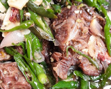 Foto langkah ke 5 dari resep Dendeng Lambok (basah) Lado Mudo (Lado di iris).