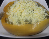 Foto del paso 10 de la receta: Calabaza rellena de gambas con pepinillos en vinagre