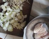 A picture of step 1 of Chinese Chicken with Herb Soysauce.