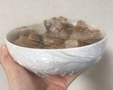 Hình bước làm 2 của món Móng giò kho nước tương