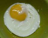 A picture of step 2 of Cheese sandwich with omelette.